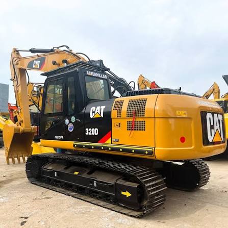 Pelleteuse Caterpillar 320 DLA