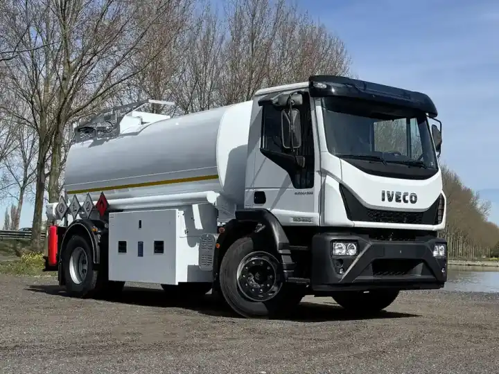 eurocargo-ml180e28-4×2-fuel-tank-truck-iv5380d (2) (2)